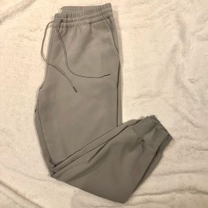 Wilfred Buffon Pant (jogger style, so comfy!)